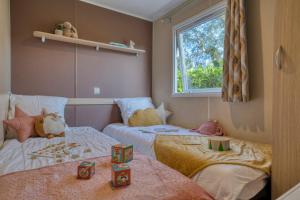 Campings Camping-Village Vacances Les deux Etangs : photos des chambres