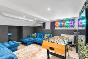 Deluxe 5 Bed In Central Whitby - Parking - Hot tub