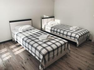 Apartments Domovik Трьохкімнатна квартира , Миру 11 с кв 19