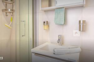 Heart of Brussels Escape, Steps from Bourse