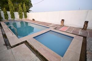 The castle crown - Hem Vilas Resort Ranthambhore