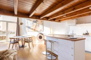 Rue du Centre - Lumineux appartement duplex Centre Montreux