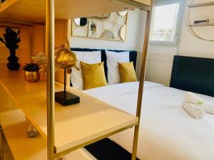 LÉlégant Studio Centre, Parking privé, Clim, Terrasse