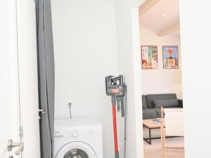 Maisons de vacances Maison de plain-pied avec Parking et Climatisation pres de Chatelaillon-Plage - FR-1-706-33 : photos des chambres