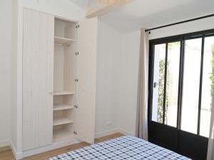 Maison plain-pied 53m² avec terrasse et parking à St-Vivien - FR-1-706-36