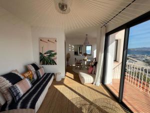 La Corniche - vue mer à 180 degrés - centre ville