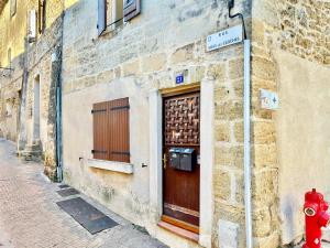 Appartements Studio du Clocher - Centre Historique, Cosy, Wifi, 2 personnes : photos des chambres