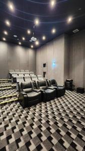 Modern condo near US Embassy