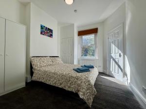 Oxford Street Apartments