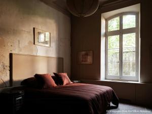 Maisons de vacances Historic Mansion In The Heart Of Provence : photos des chambres