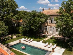 Maisons de vacances Historic Mansion In The Heart Of Provence : photos des chambres