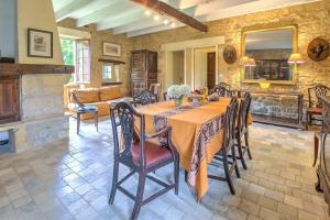Historic Manor In The Heart Of Périgord Noir