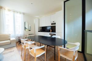 CIA - Chic Flat with AC few steps from Paris