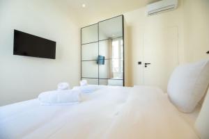 CIA - Chic Flat with AC few steps from Paris