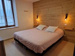 Appartements Gite famille & bain nordique, Chez Bubu, ecole renovee au coeur des Vosges : photos des chambres