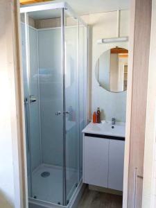 Chalets Chalet 3 etoiles - Piscine - ccb0fdc : photos des chambres