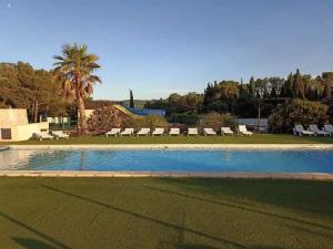 Campings Camping 3 etoiles - Piscine - ccb0ffa : photos des chambres