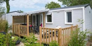 Campings Camping 4 etoiles - Piscine - ccb0e0i : photos des chambres