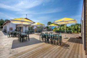 Campings Camping 4 etoiles - Piscine - ccb0e0i : photos des chambres