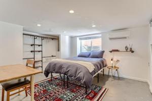 A Pet Friendly And Remodeled I Near RiNoSleeps 7