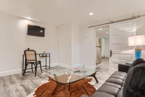 Guest Suite At Hilltop And Cherry Creek Near to Museums