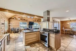 Cabin Near Red Rocks And Golden And Morrison And Mt Falcon And Denver - Morrison