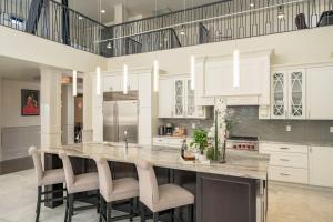 Ultra Luxury Loft With A Fireplace In The Rooftop In RiNo