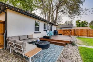 Pet Friendly In West Denver Bungalow Near Meow Wolf
