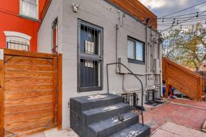 Guest Suite With Kitchenette And A 5 star Location