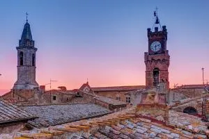 Renaissance Apartment - П'єнца