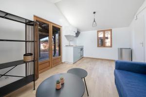 Maisons de vacances Maison avec dependance pour 11 a 800m de la mer : photos des chambres