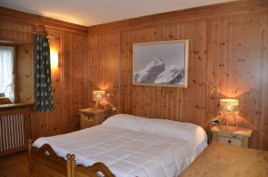 Apartment with three bedrooms and garden in Chiave