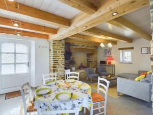 Maisons de vacances Charmante maison pour 5 a Plovan : photos des chambres