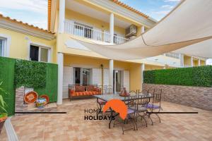 #298 Villas Luz H by Home Holidays