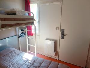 Hotels FASTHOTEL Reims Est - Taissy : photos des chambres