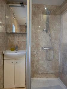 City Hub 2 Bedroom Apartment in Paddington