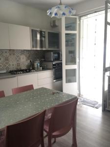 Perfect Wave a 10 m dal mare