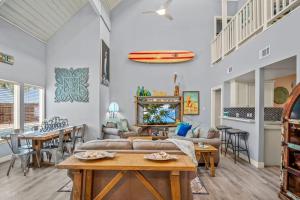 Aqua Dreams - Pet Friendly Heated Private Pool