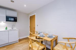 Stylish City Centre Apartment!