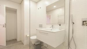 Principe Real Charming Duplex Apt AC Ground Floor