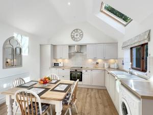 The Old Stables Waterrow