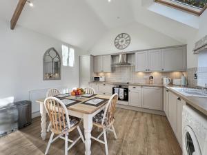 The Old Stables Waterrow