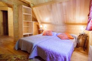 Maisons de vacances Residence Au pre de l-arbre : Maison Les Châtaigniers