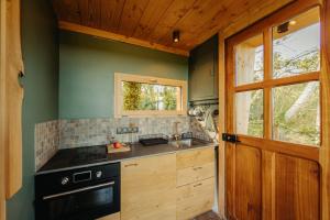 Tentes de luxe Cabane La Fontaine du Figuier : photos des chambres