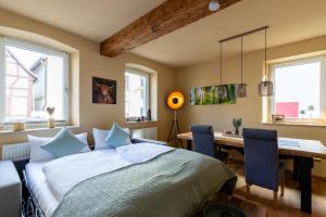 2 BR Apartment mit Parkplatz