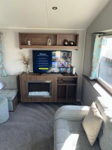 McCanns Caravan Marton Mere