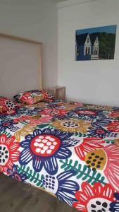 Spacious flat with lounge terrace, near the sea