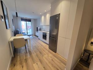 VV Almansa Canteras I "by henrypole home"