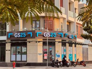 Sweet Home in Picity High Park