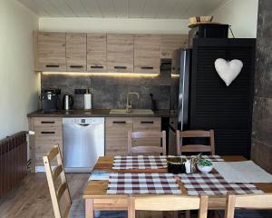 Ustronne Chatki - Górska Ostoja